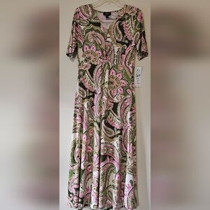 MSK Paisley Print Maxi Dress. Pink/Green Paisley. Medium